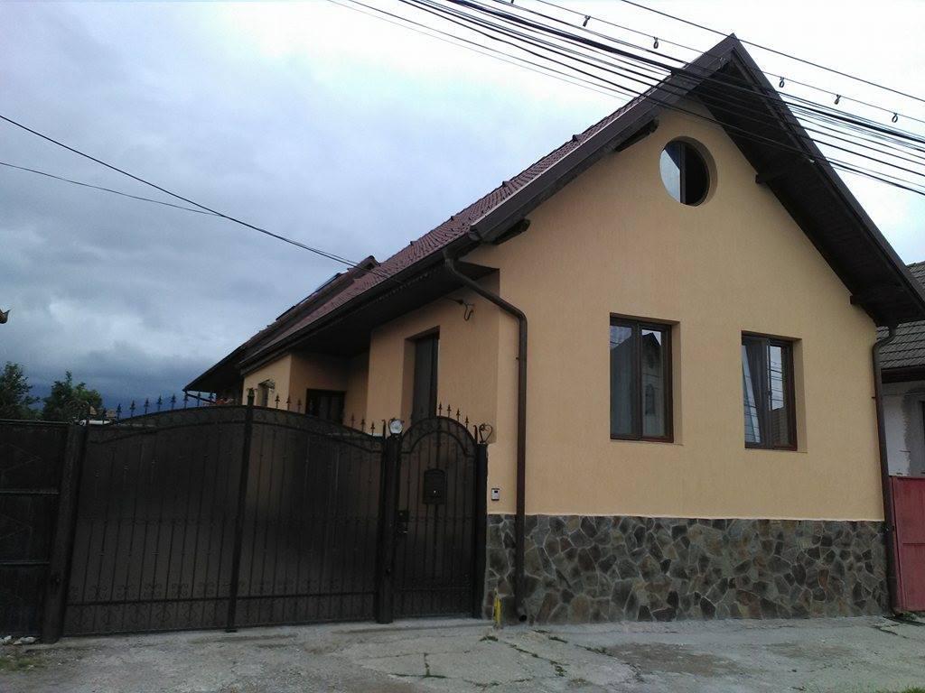 Casa Ovesia Villa Săcele Екстериор снимка